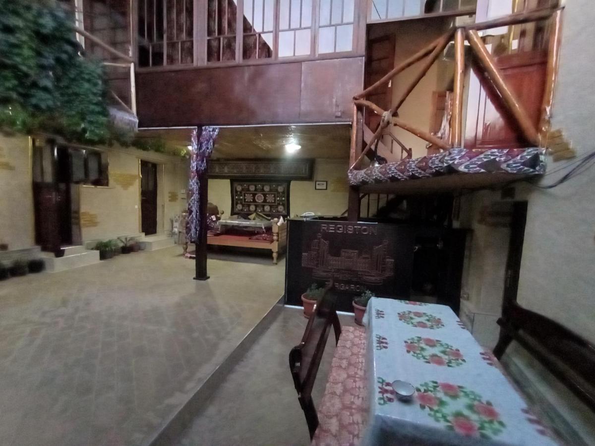 Hotel Registon Zargaron Szamarkand Kültér fotó