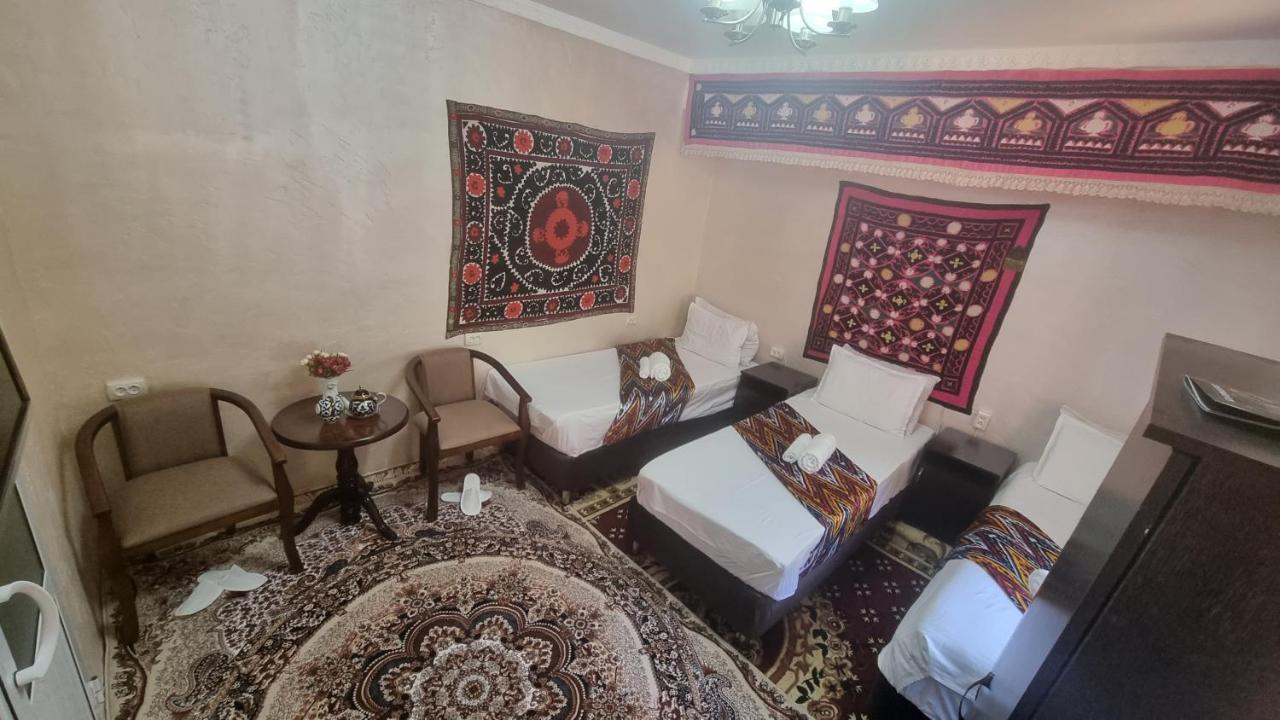 Hotel Registon Zargaron Szamarkand Szoba fotó