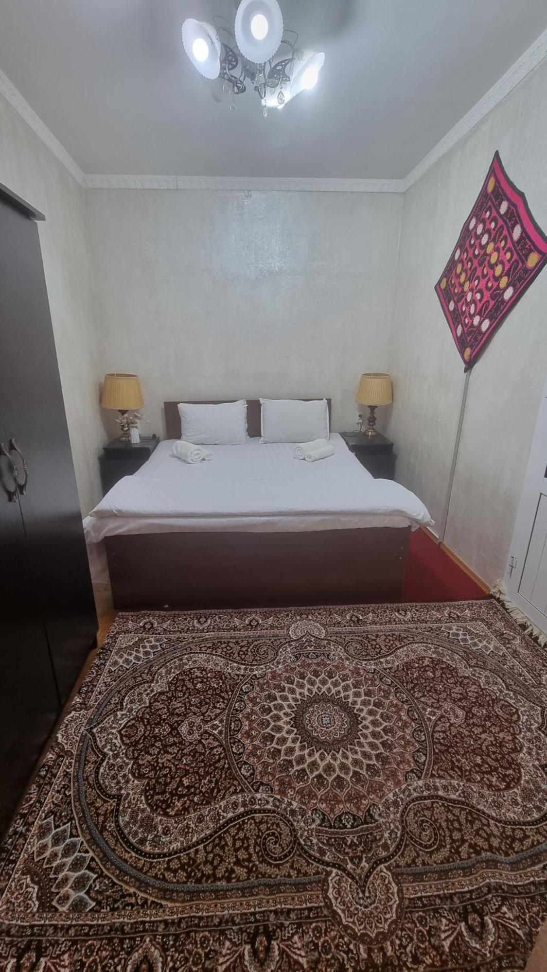 Hotel Registon Zargaron Szamarkand Szoba fotó